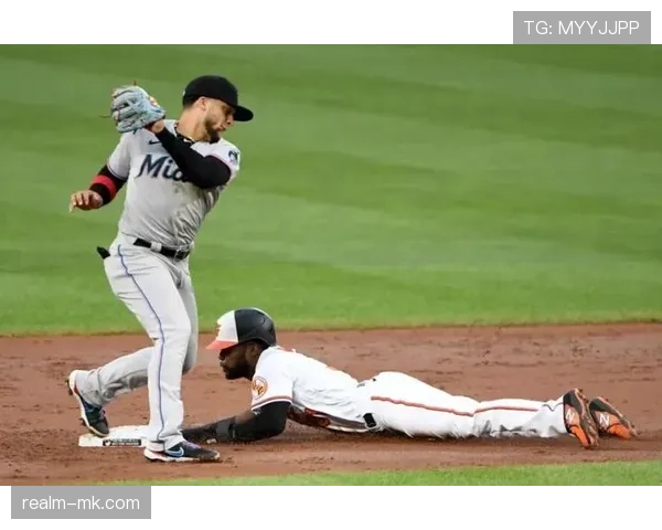 阿库尼亚闪耀全场，攻防俱佳助球队实力提升