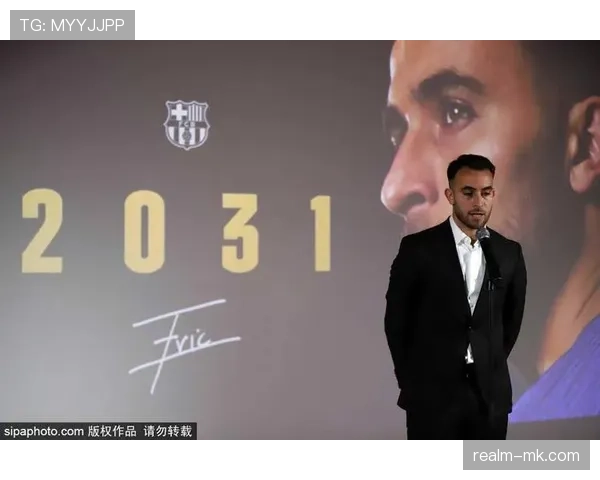 萨内蜕变之路：从边锋新星到德甲影响力偶像