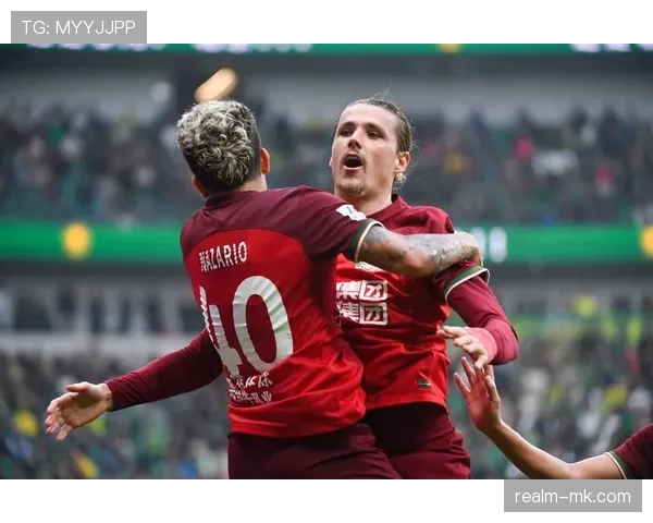 雷吉·沃尔顿持续稳健发挥,英超新星渐成球队关键先生 雷吉·沃尔顿持续稳健发挥,英超新星渐成球队关键先生